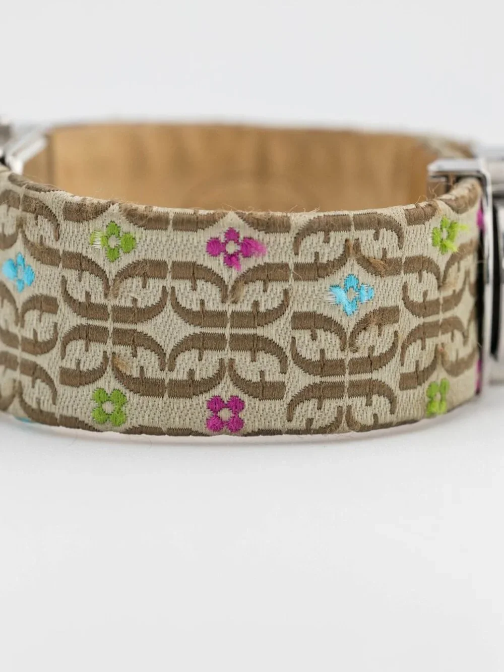 Fossil F2 SI2009 Floral Monogram Cuff Watch Quartz Analog Women’s Fresh Battery